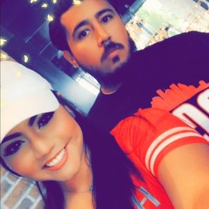 Meet your Posher, Abad